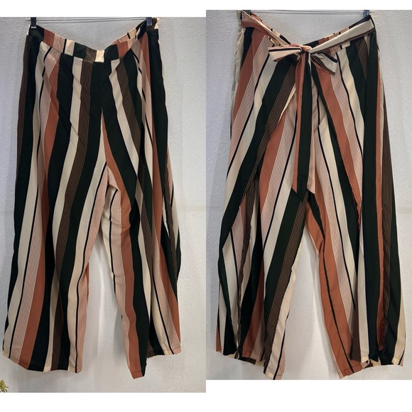 NWOT Plus Size Printed Drawstring Waist Split Side Wide Leg Pants 3X LARGE PLUS - Picture 10 of 17